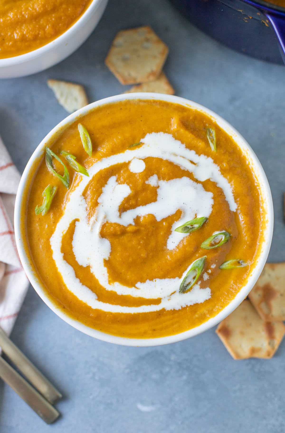 Easy & Healthy Creamy Pumpkin Soup: Your Perfect Fall Comfort